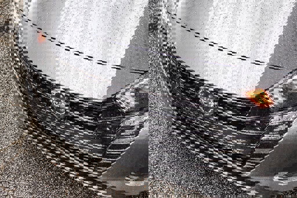 Used 2023 Nissan Versa SV image 8