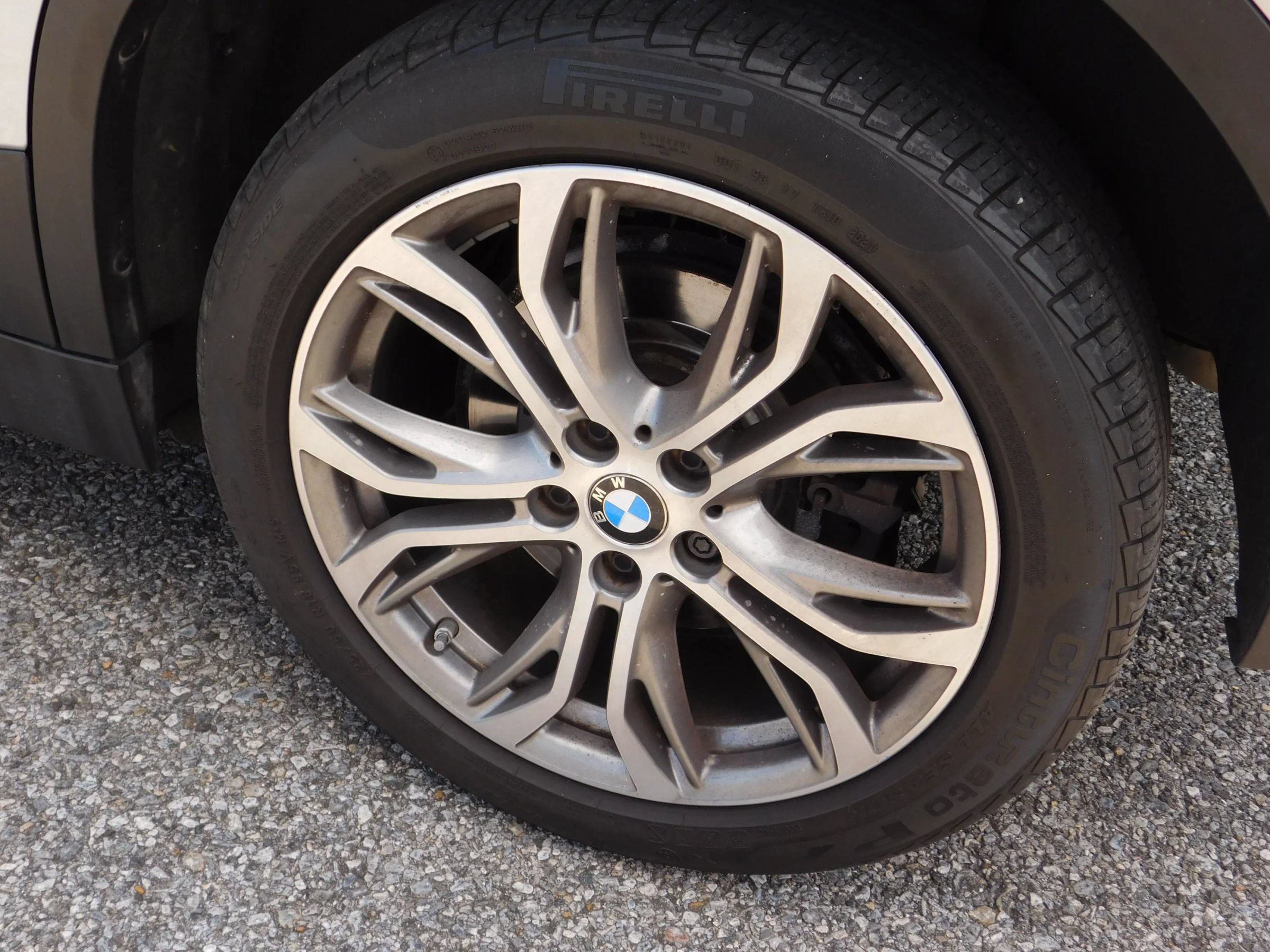 Used 2020 BMW X2 xDrive28i w/ Convenience Package AWD/4WD image 13