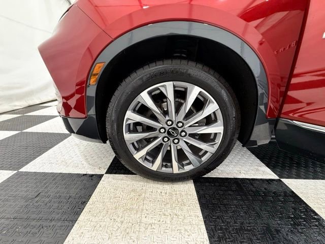 Used 2023 Chevrolet Blazer Premier w/ Driver Confidence II Package AWD/4WD image 10