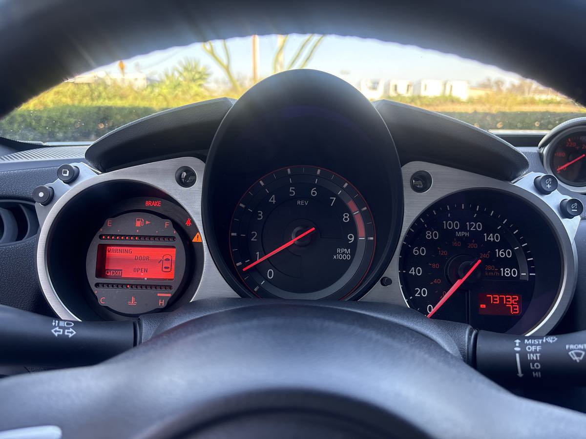 Used 2013 Nissan 370Z Coupe RWD image 19