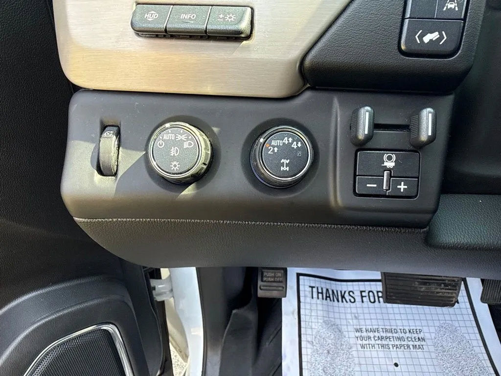 Used 2020 GMC Yukon Denali AWD/4WD image 19