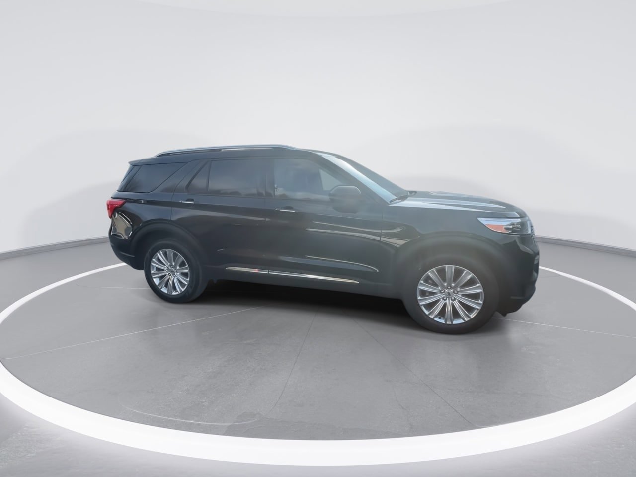 Used 2021 Ford Explorer Limited w/ Hybrid Equipment Group 310A AWD/4WD image 23