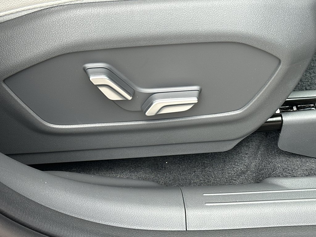 New 2026 Hyundai Santa Fe Limited AWD/4WD image 33