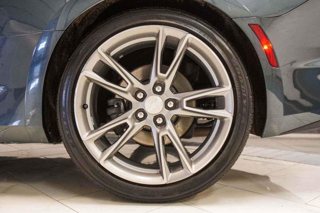 Used 2019 Chevrolet Camaro LT w/ RS Package image 35
