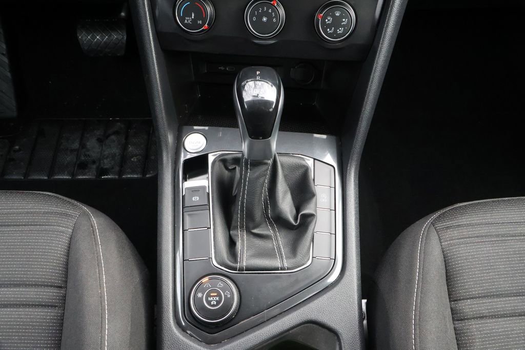 Used 2022 Volkswagen Tiguan S image 20