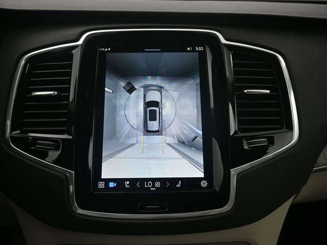 Used 2025 Volvo XC90 B6 Plus w/ Protection Package Premier image 21