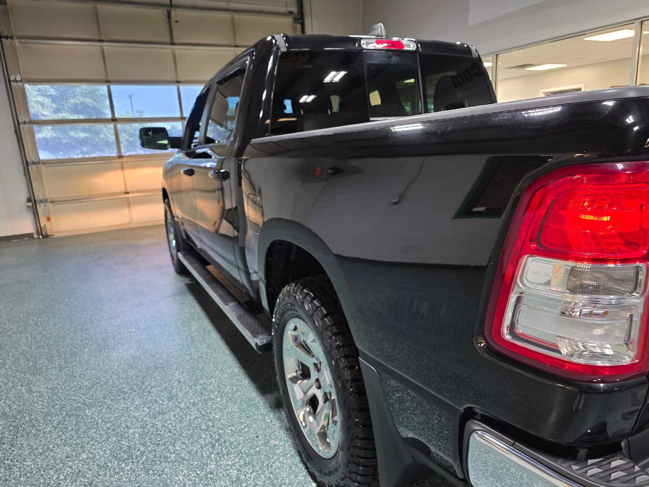 Used 2021 RAM 1500 Big Horn AWD/4WD image 10