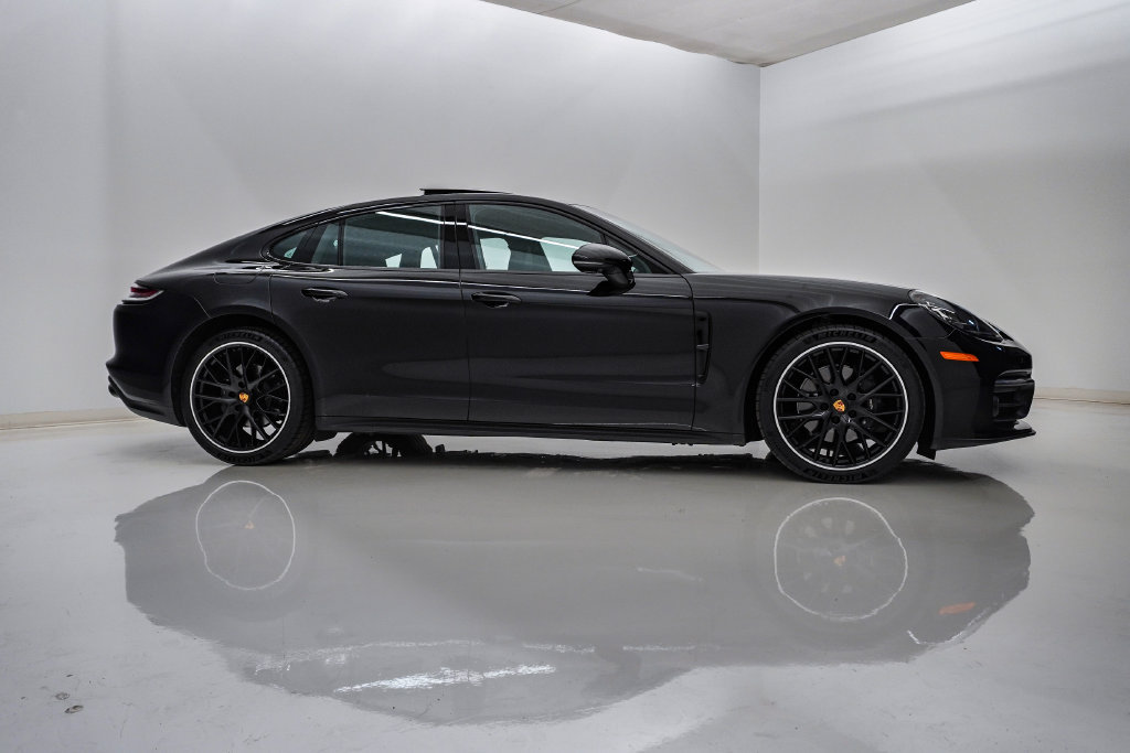 Certified 2023 Porsche Panamera 4 AWD/4WD image 9