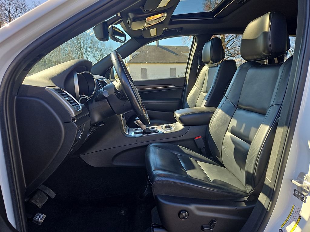 Used 2021 Jeep Grand Cherokee Limited image 13