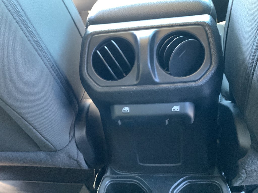 Used 2021 Jeep Wrangler Unlimited Sport AWD/4WD image 42
