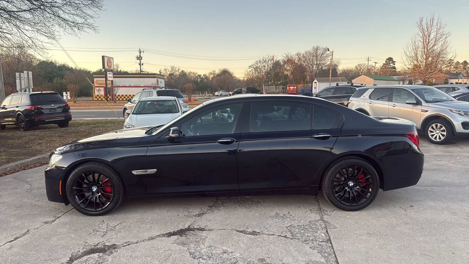 Used 2014 BMW 750Li xDrive AWD/4WD image 2