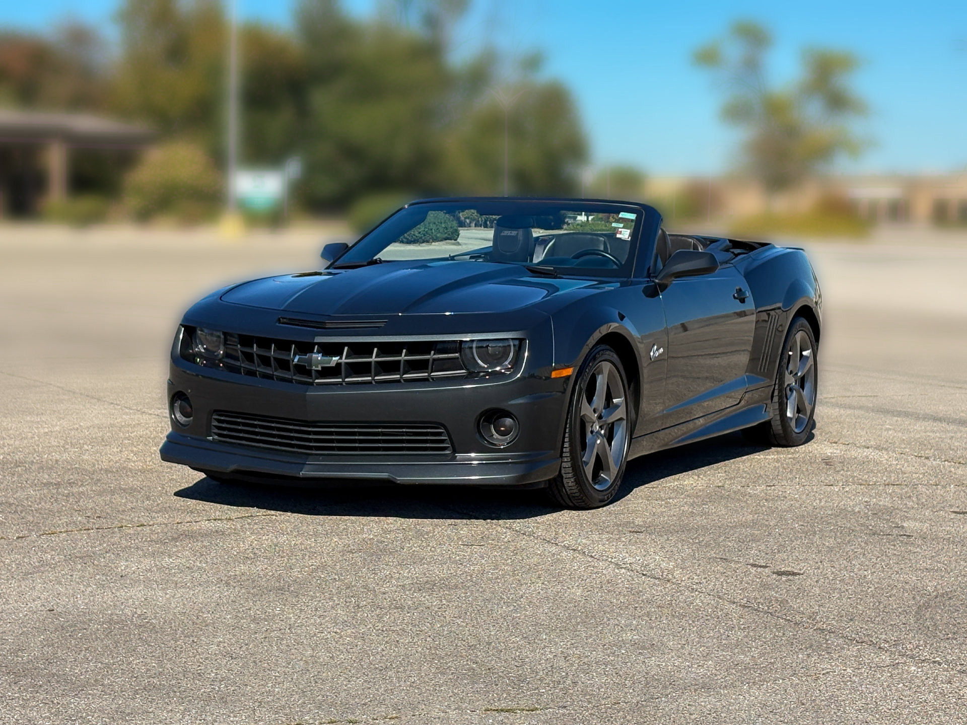Used 2013 Chevrolet Camaro SS RWD image 4
