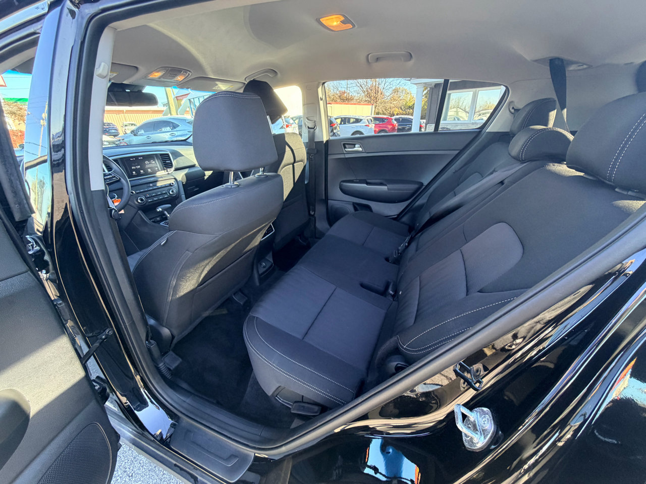 Used 2021 Kia Sportage LX image 15