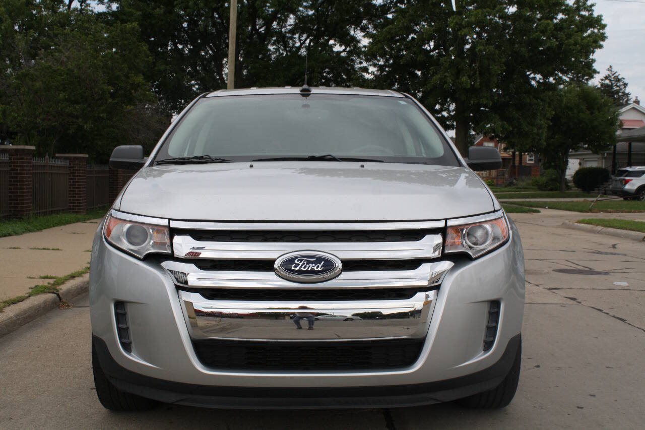 Used 2013 Ford Edge SE AWD/4WD image 3