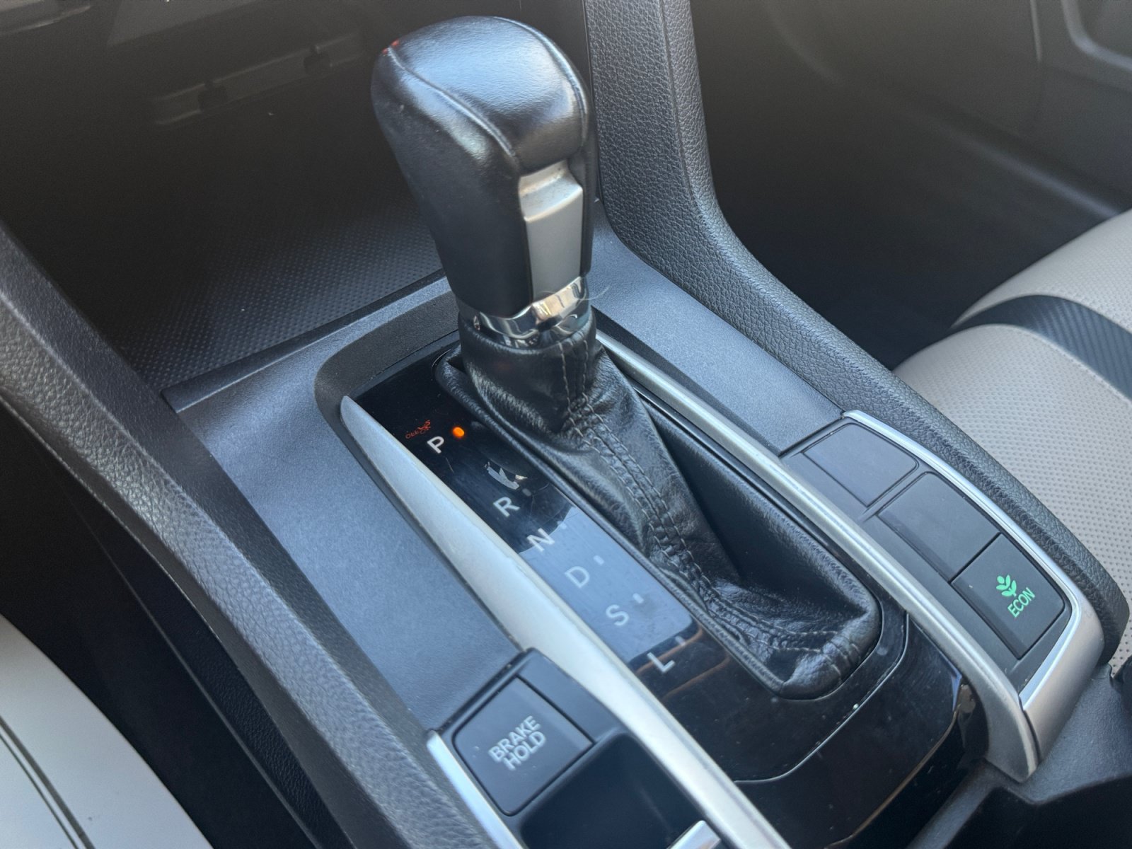 Used 2016 Honda Civic EX-L image 20