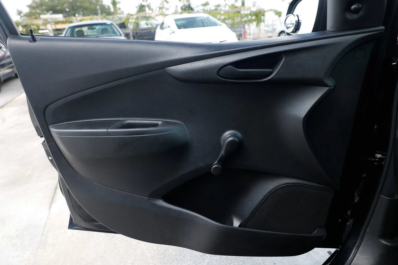 Used 2018 Chevrolet Spark LS FWD image 33