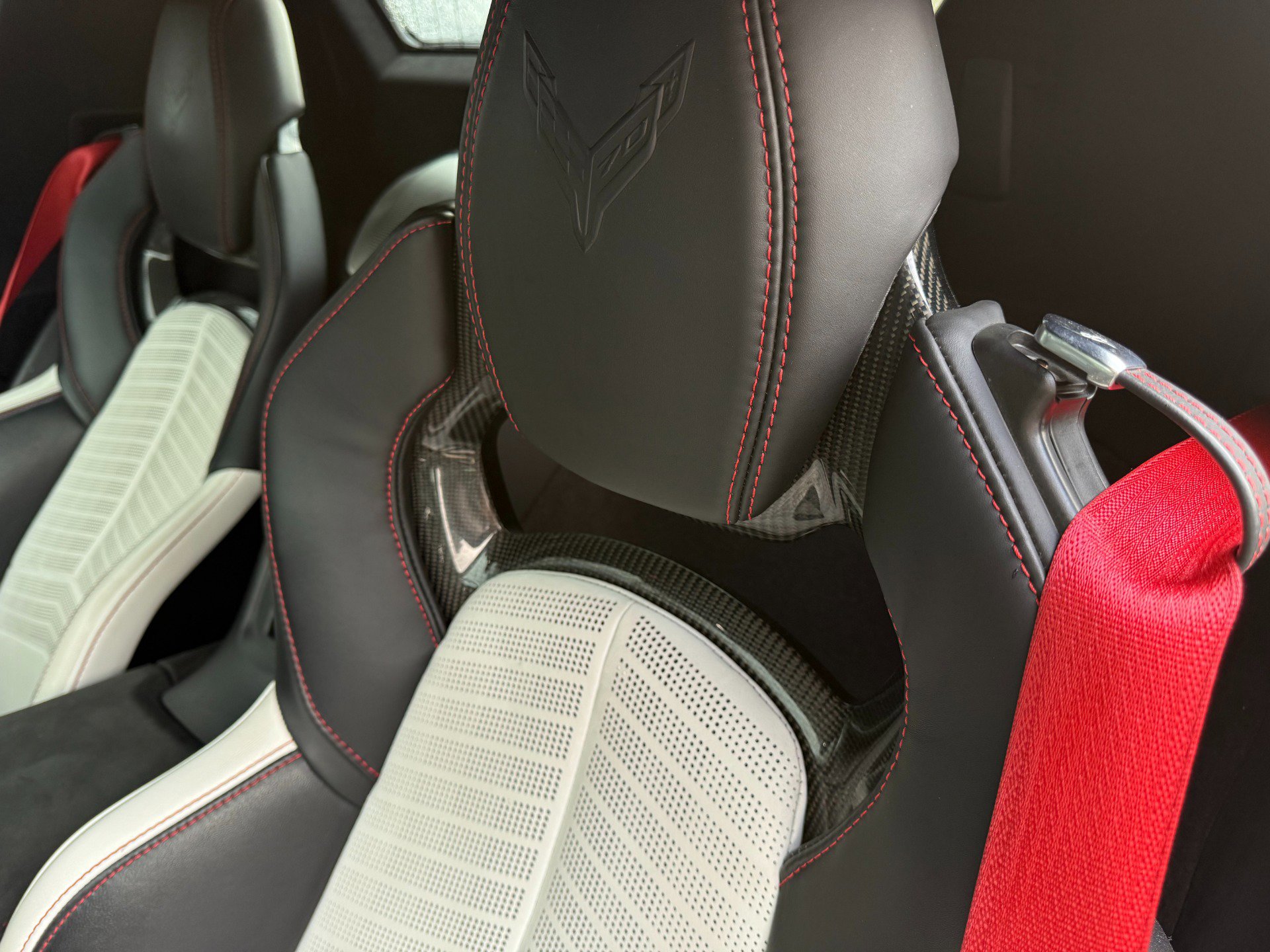 Used 2023 Chevrolet Corvette Stingray Premium Conv w/ Z51 Performance Package image 18