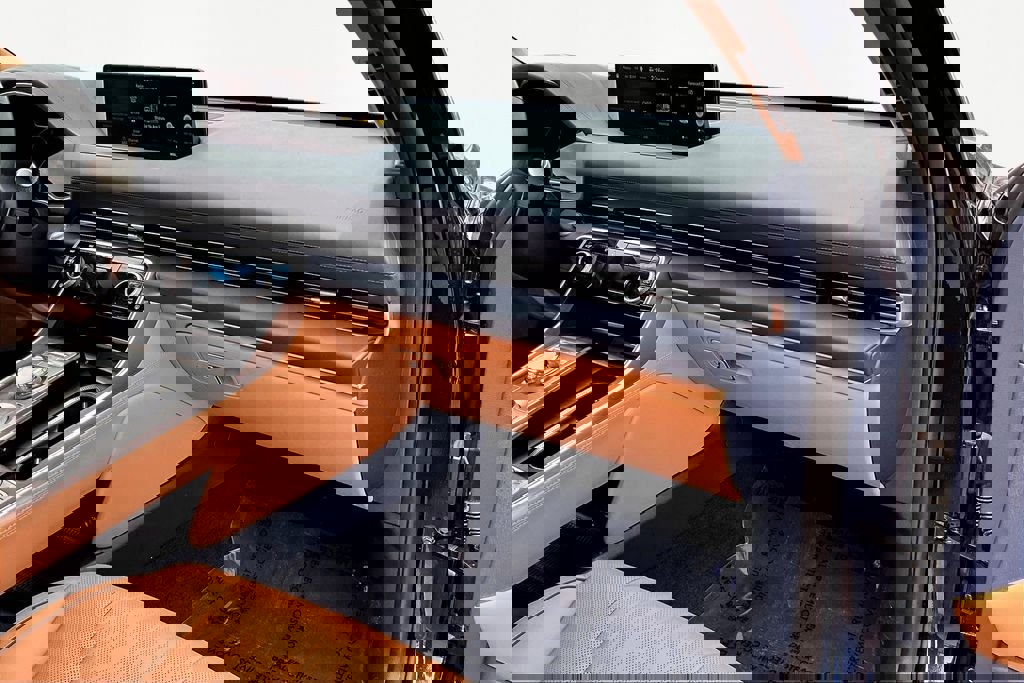 Used 2023 Genesis GV80 2.5T w/ Prestige Package image 17