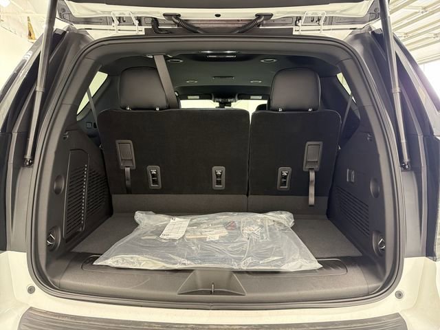 New 2026 Chevrolet Tahoe LS w/ LPO, Dark Essentials Package AWD/4WD image 19
