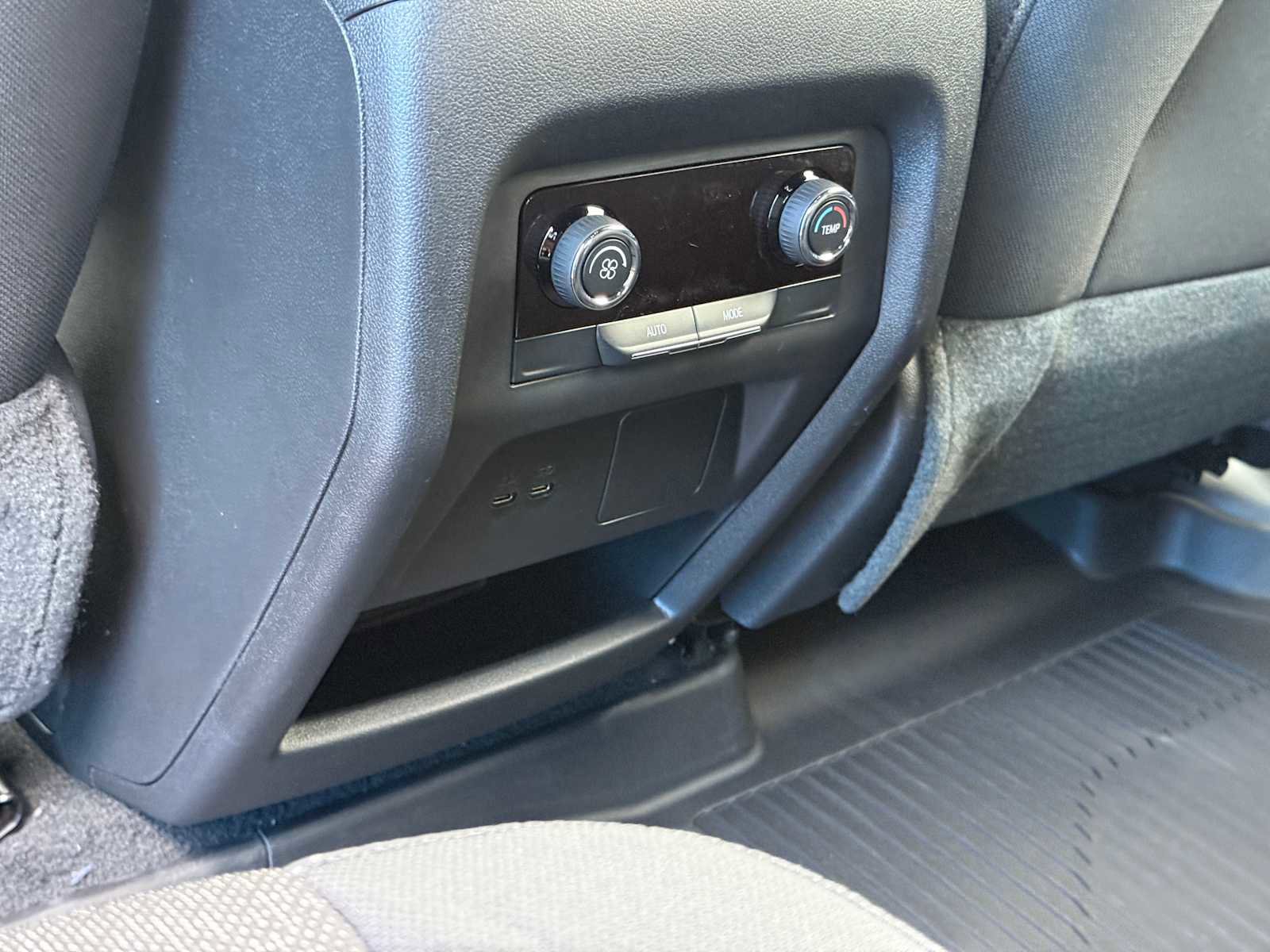 New 2026 Chevrolet Traverse LT w/ LPO, Floor Liner Package image 22