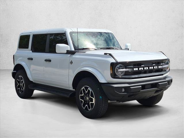 New 2026 Ford Bronco Outer Banks AWD/4WD image 7