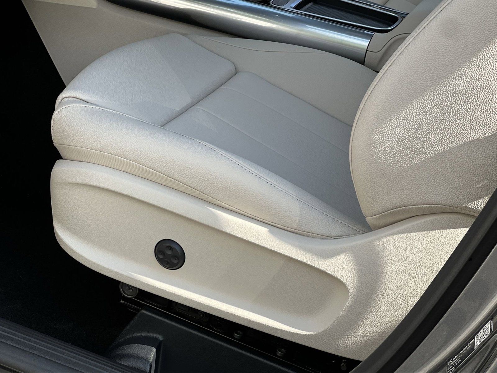 Certified 2026 Mercedes-Benz GLA 250 4MATIC image 12