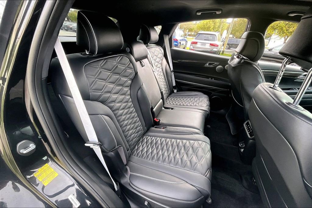 Used 2025 Genesis GV80 3.5T e-SC AWD/4WD image 22