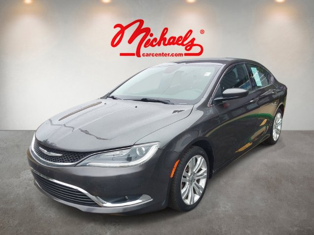 Used 2015 Chrysler 200 Limited w/ Comfort Group FWD image 3