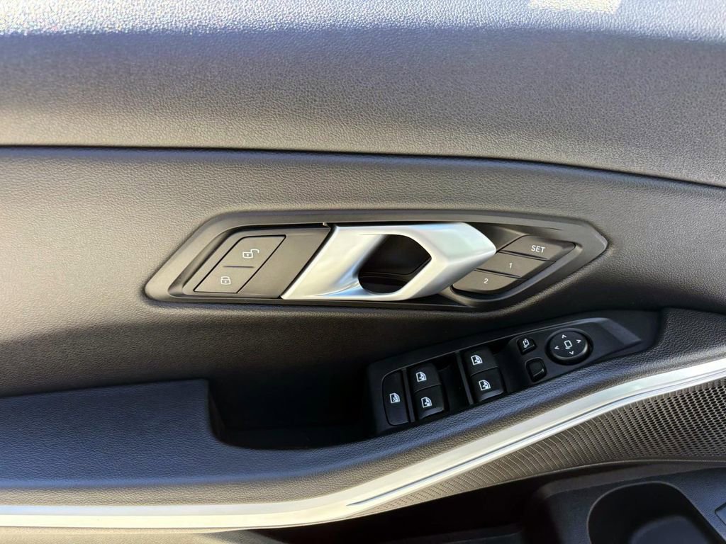 Certified 2025 BMW 330i xDrive Sedan image 46