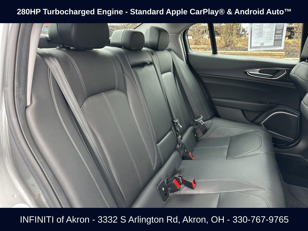 Used 2018 Alfa Romeo Giulia AWD image 30