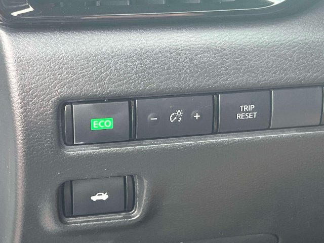 Used 2023 Nissan Sentra SV w/ All-Weather Package FWD image 18