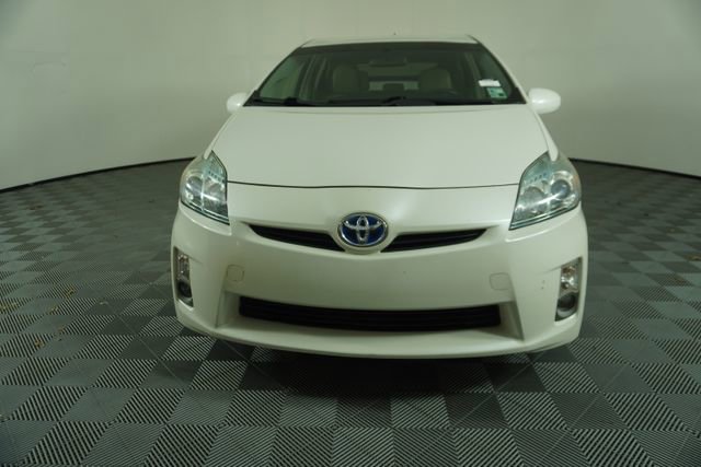 Used 2011 Toyota Prius Three w/ Navigation Pkg image 2