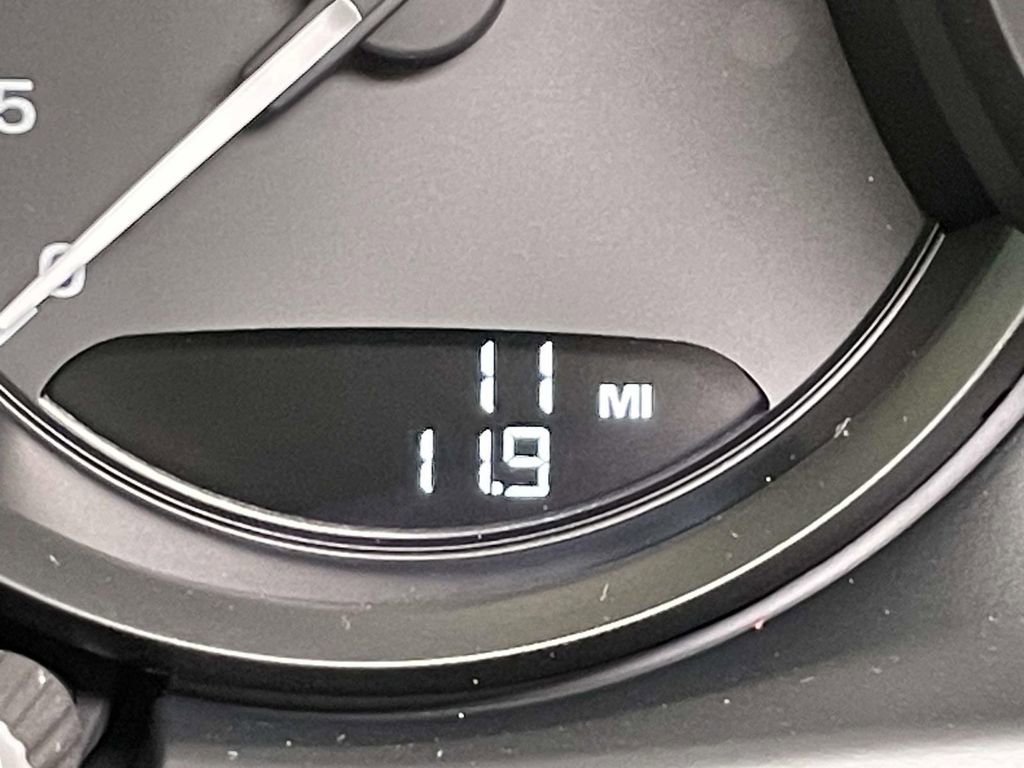 New 2026 Porsche Macan image 47