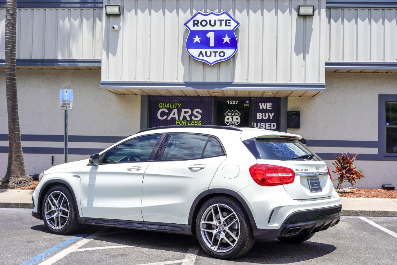 Used 2015 Mercedes-Benz GLA 45 AMG 4MATIC image 4