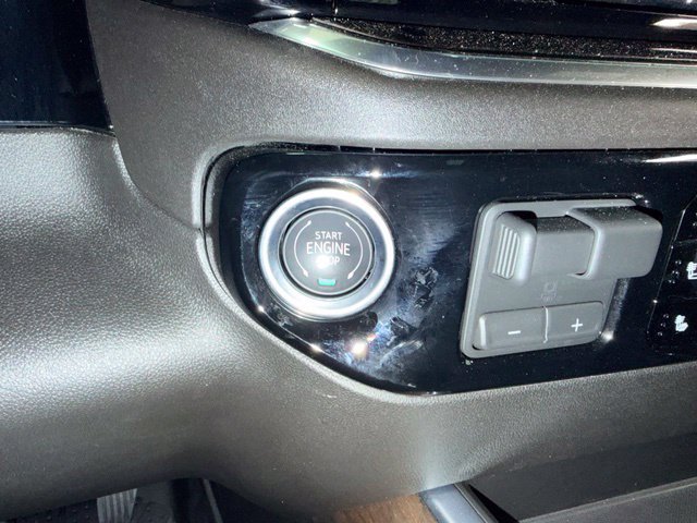 Certified 2026 Chevrolet Silverado 1500 High Country w/ High Country Premium Package AWD/4WD image 17
