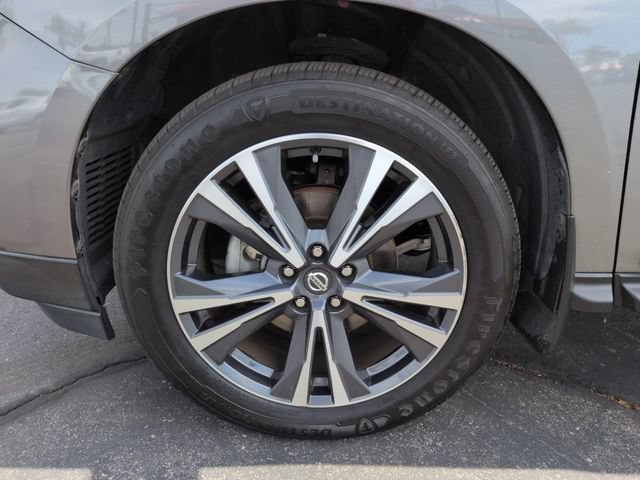 Used 2020 Nissan Pathfinder Platinum AWD/4WD image 26
