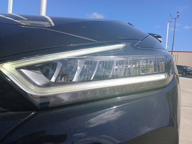 Used 2023 Nissan Maxima Platinum w/ Sport Mat Group FWD image 4