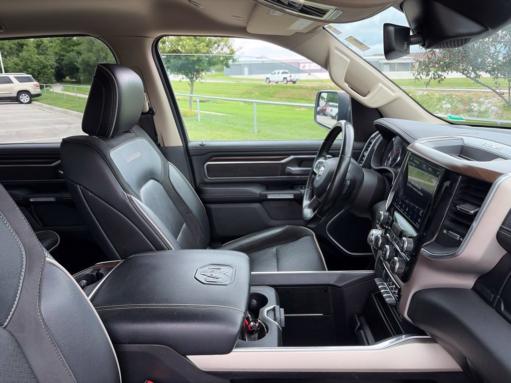 Used 2021 RAM 1500 Laramie AWD/4WD image 33