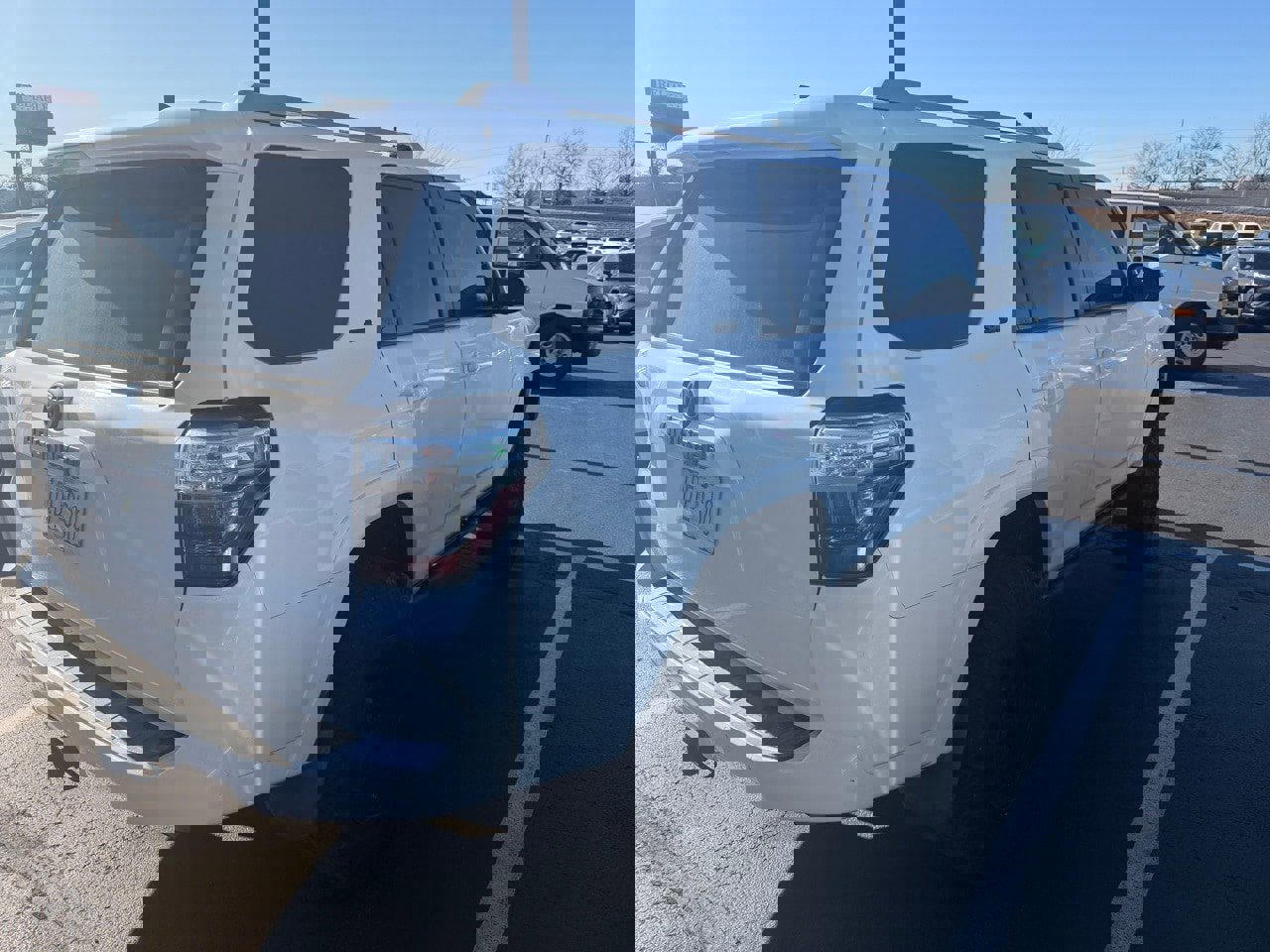 Used 2018 Toyota 4Runner SR5 Premium image 8