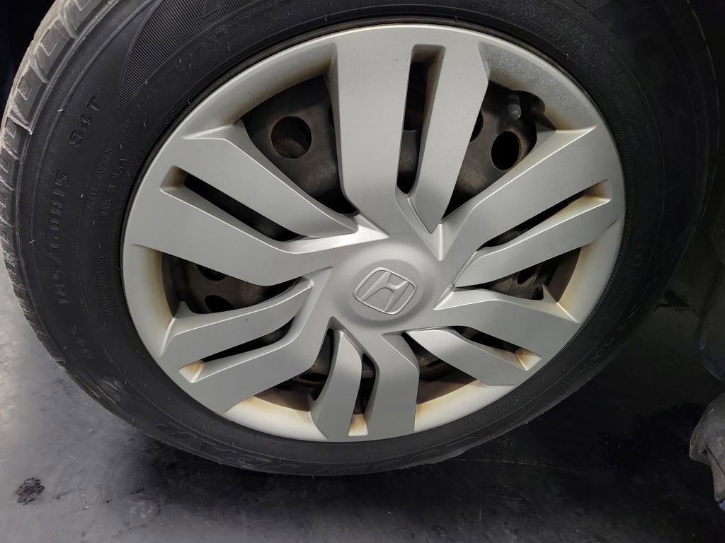 Used 2016 Honda Fit LX image 10