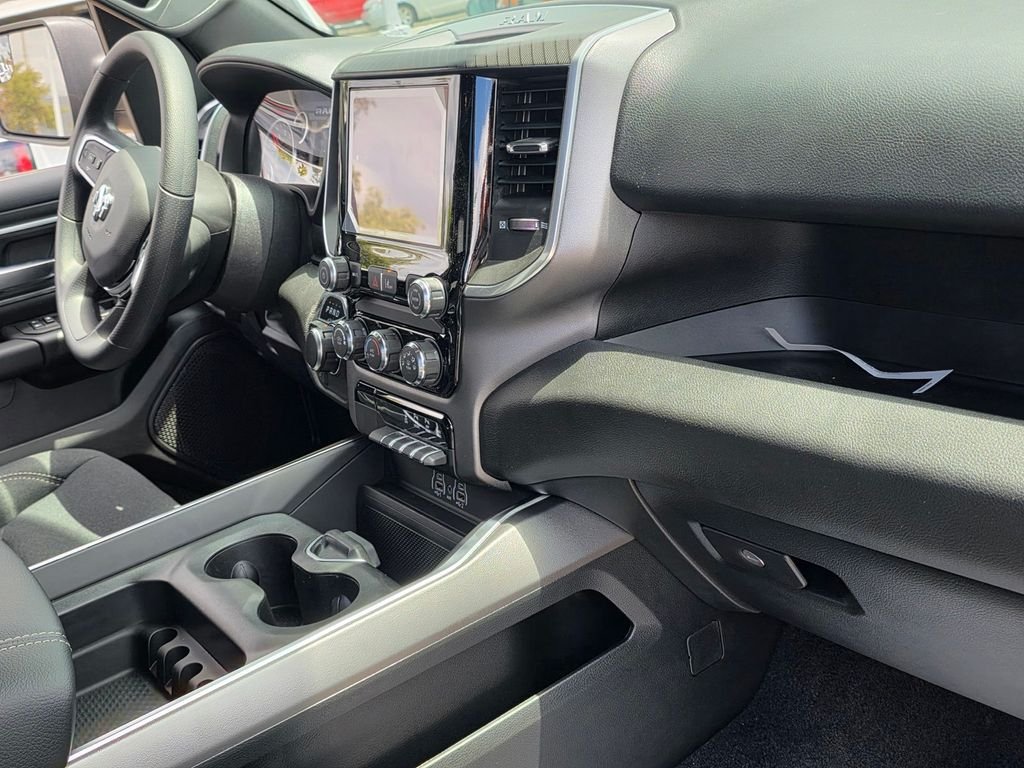 New 2026 RAM 1500 Big Horn w/ Sport Appearance Package AWD/4WD image 13