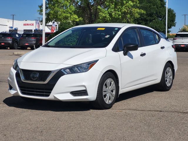 Used 2020 Nissan Versa S FWD image 2