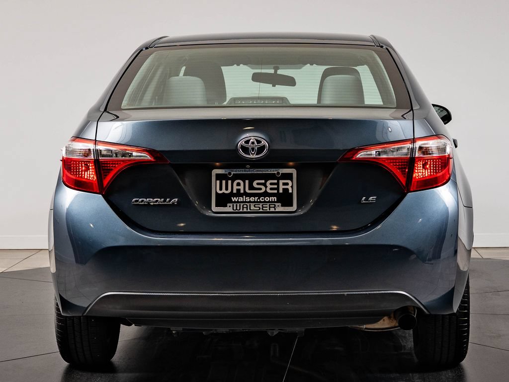 Used 2015 Toyota Corolla LE FWD image 7