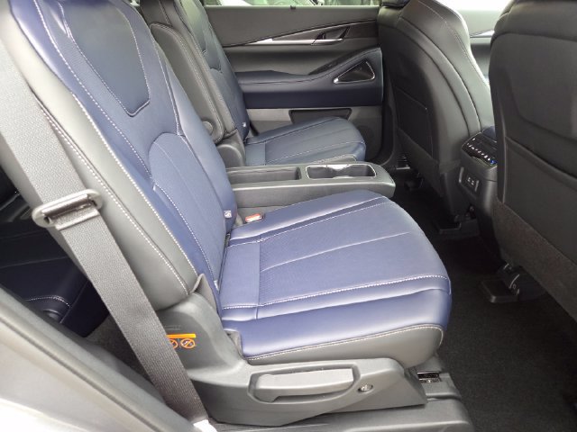 Used 2026 INFINITI QX60 Sport w/ Dark Cargo Package AWD/4WD image 33