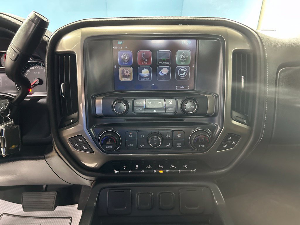 Used 2018 Chevrolet Silverado 1500 High Country AWD/4WD image 28