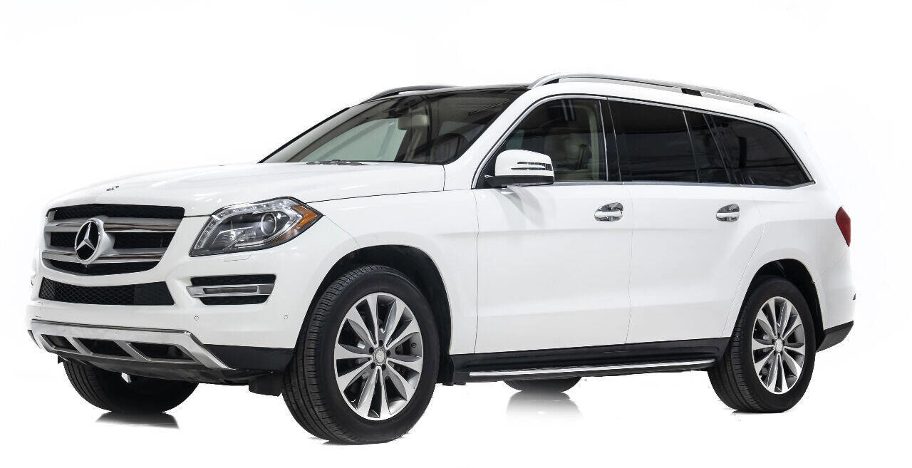 Used 2015 Mercedes-Benz GL 320 BlueTEC 4MATIC image 2
