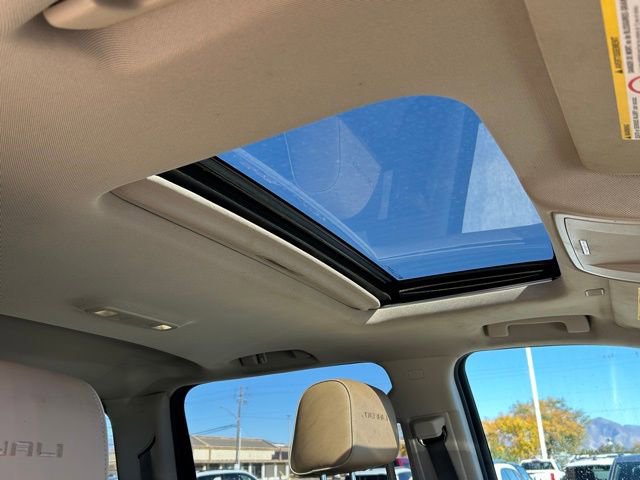 Used 2018 GMC Sierra 3500 Denali w/ Duramax Plus Package image 12