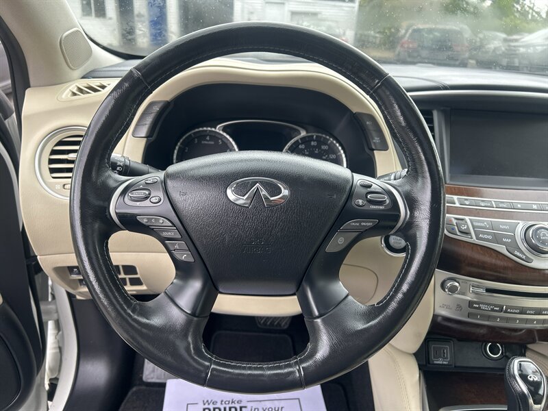Used 2019 INFINITI QX60 Luxe w/ Sensory Package AWD/4WD image 13