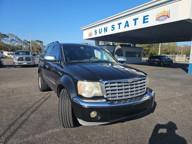 Used 2007 Chrysler Aspen Limited image 2