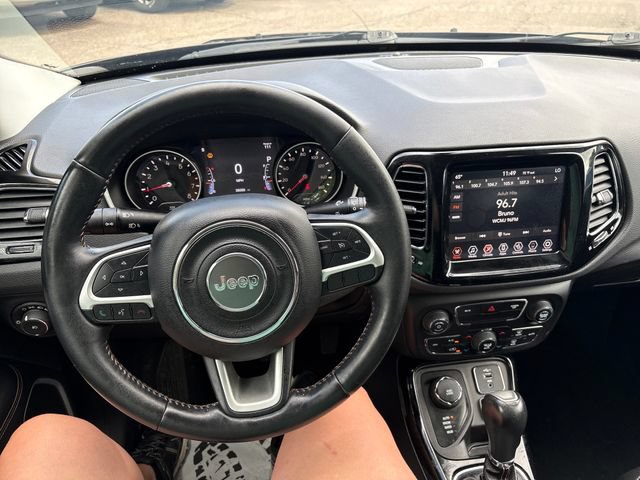 Used 2019 Jeep Compass Limited AWD/4WD image 10